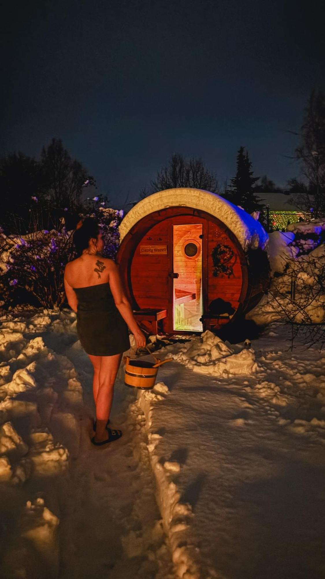 Rajska Cisza - Caloroczny Prywatny Domek W Lesie Nad Jeziorem - Sauna I Balia كرونغ المظهر الخارجي الصورة