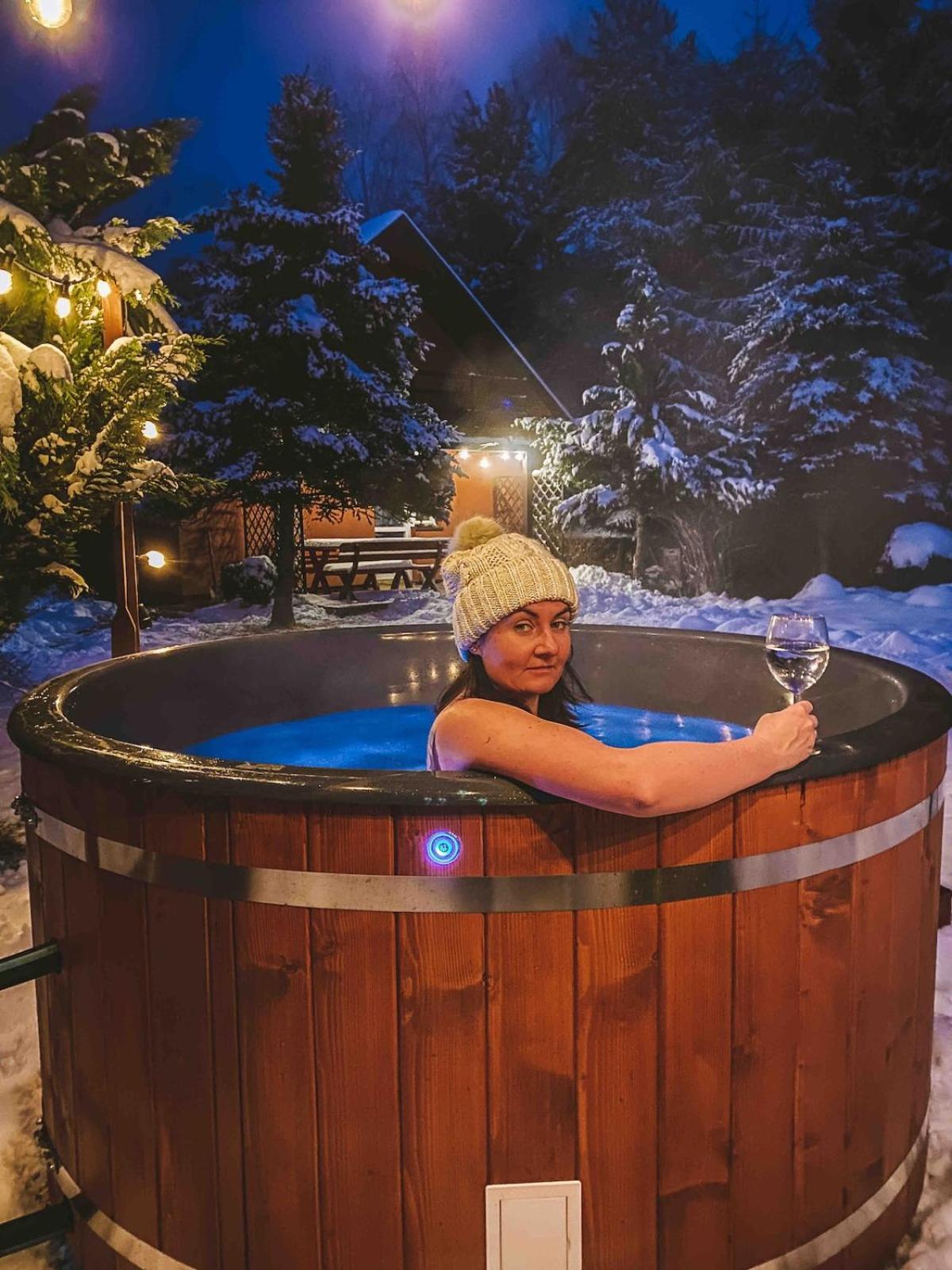 Rajska Cisza - Caloroczny Prywatny Domek W Lesie Nad Jeziorem - Sauna I Balia كرونغ المظهر الخارجي الصورة